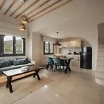 Galaria Serenity Aparthotel
