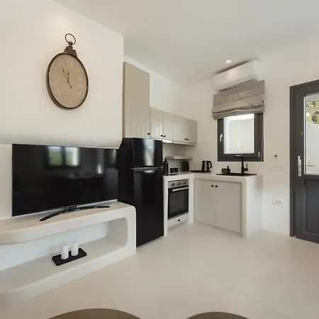 Galaria Serenity Aparthotel 4*